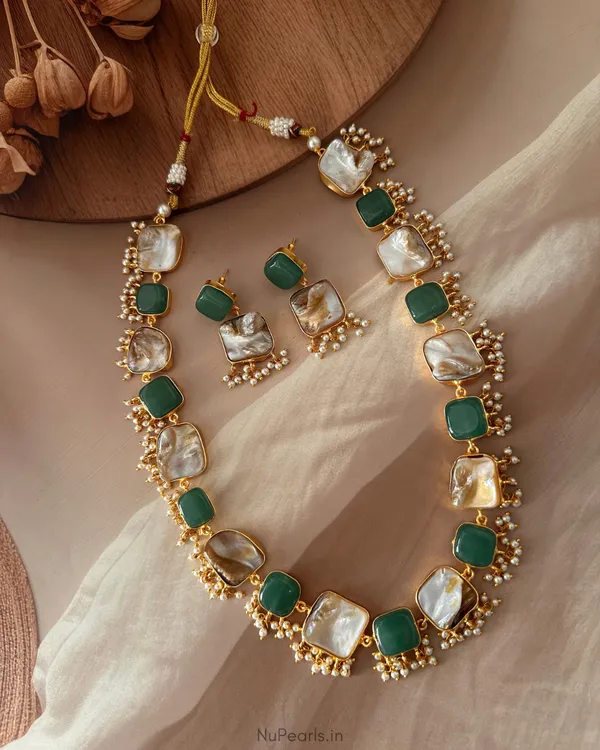 Green_Roha_Mother_Of_Pearl_&_Agate_Long_Necklace_with_Lariya_and_Drawstring|_Handmade_18K_Gold_Plated_Necklace_Set