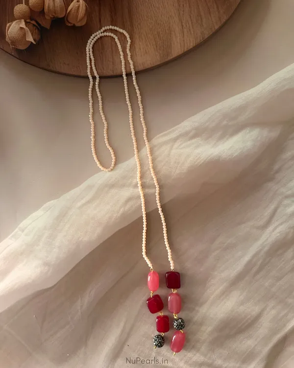 Ira_Red_&_Pink_Tie_Necklace