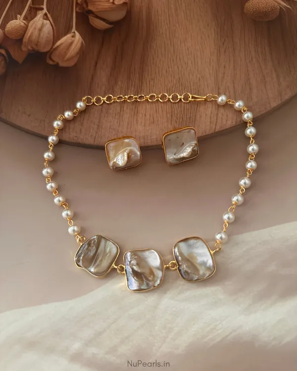 Jovi_Mother_Of_Pearl_&_Pearl_Delicate_Choker_Set|_18K_Gold_Plated