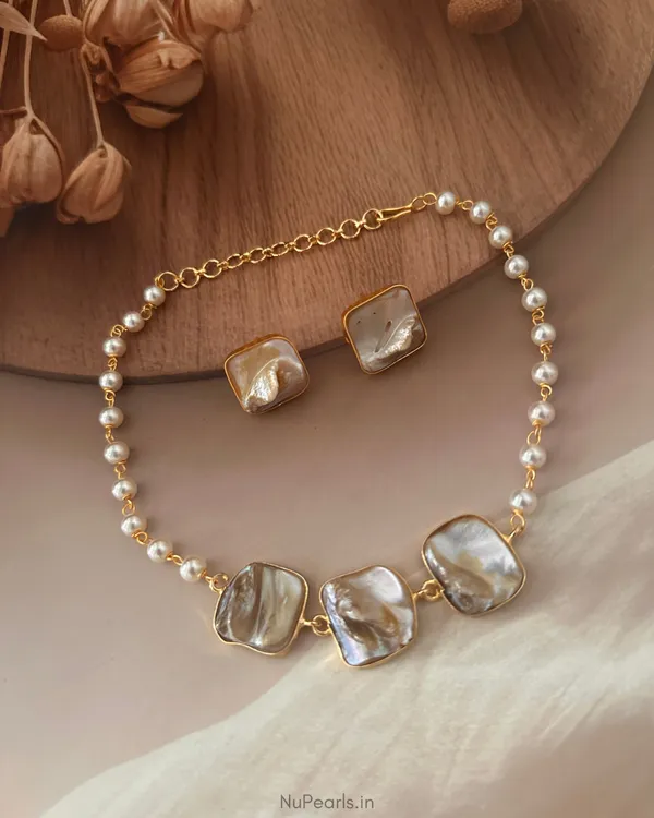 Jovi_Mother_Of_Pearl_&_Pearl_Delicate_Choker_Set|_18K_Gold_Plated