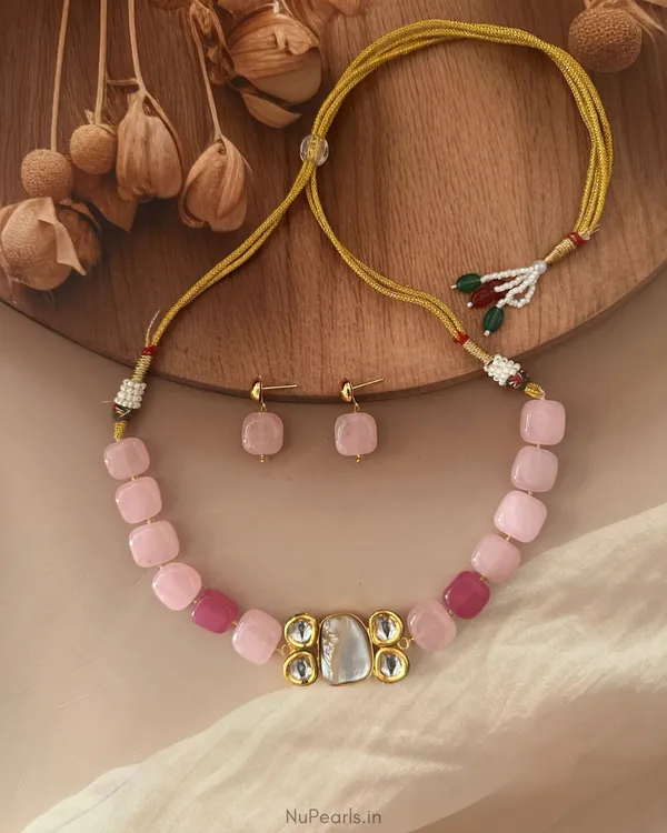 Light_Pink_Nirva_Agate,_Mother_Of_Pearl_&_Kundan_Choker_Set|18K_Gold_Plated