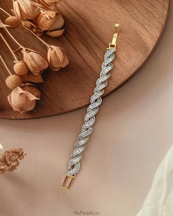 Mann_Silver_Tone_Spiral_Twist_Baguette_CZ_Premium_Tennis_Bracelet