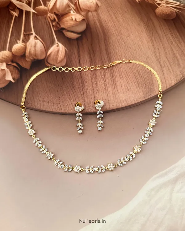 ROSA_Gold_Floral_Necklace_With_CZ_Stone_|_18K_Gold_Plated_Necklace_Set_For_Women