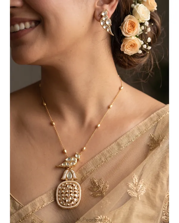 White_Myna_Kundan_&_Pearl_Pendant_Set_With_Chain_|_Premium_Quality