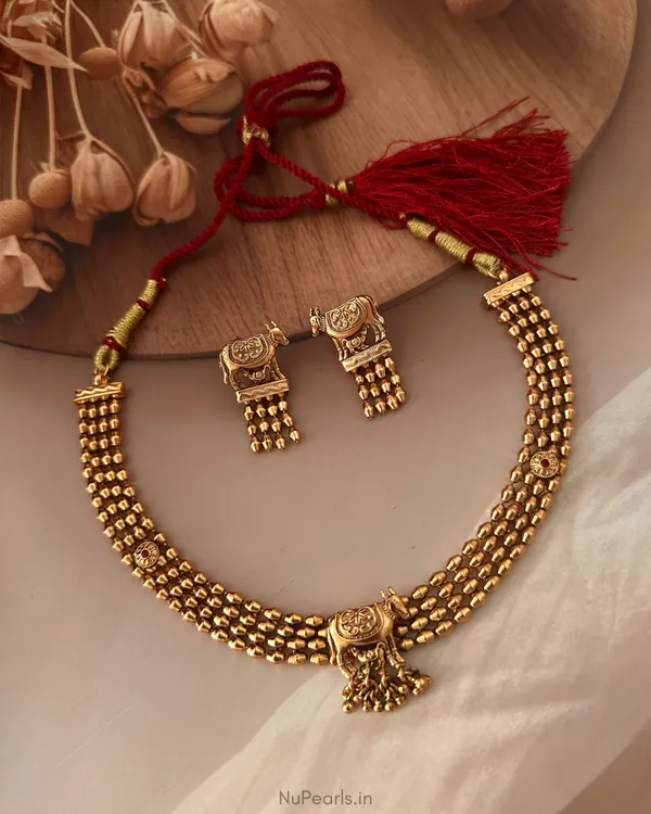 Nandi_Antique_Gold_Four_Strand_Gold_Beaded_Necklace_Set_In_Premium_Polish