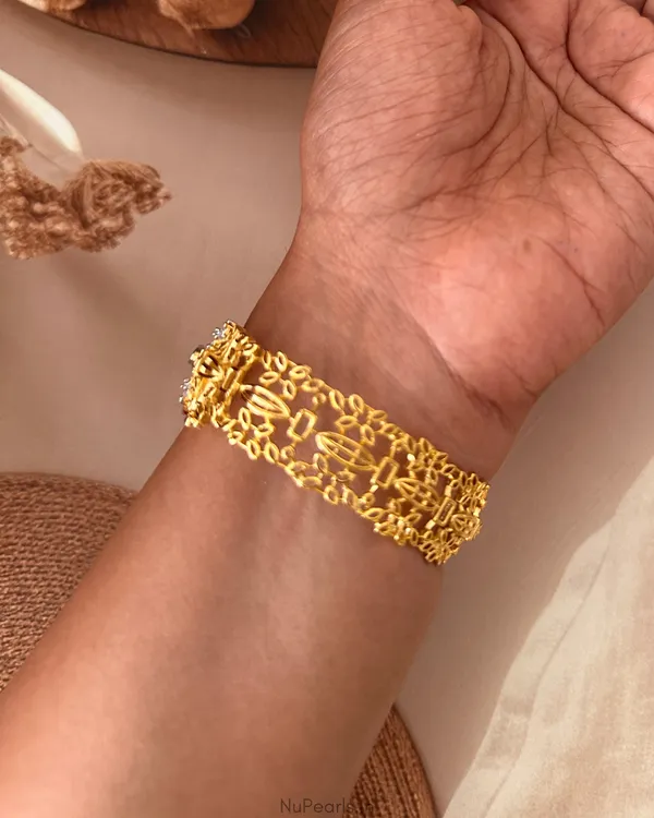Rooh_CZ_Gold-Silver_Dual_Tone_Statement_Premium_Openable_Kada_Bracelet