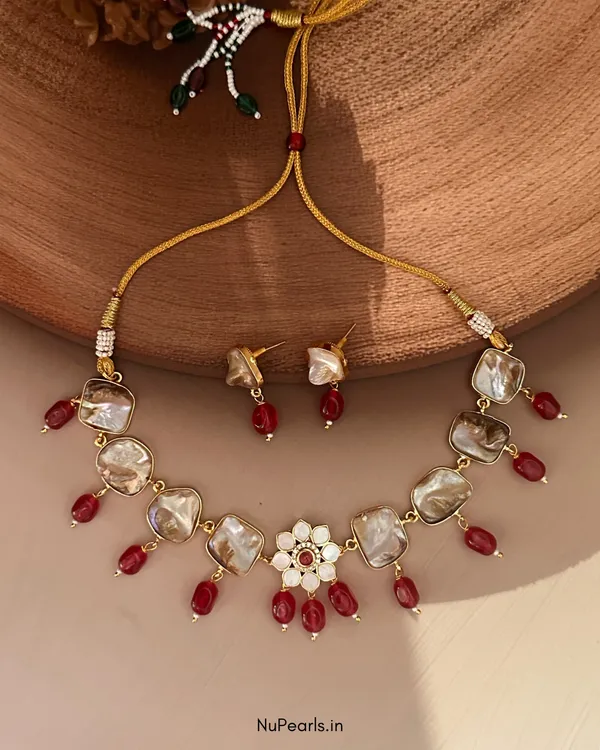 Ruby_Red_Nishi_Mother_Of_Pearl_Choker_For_Women_With_Earrings