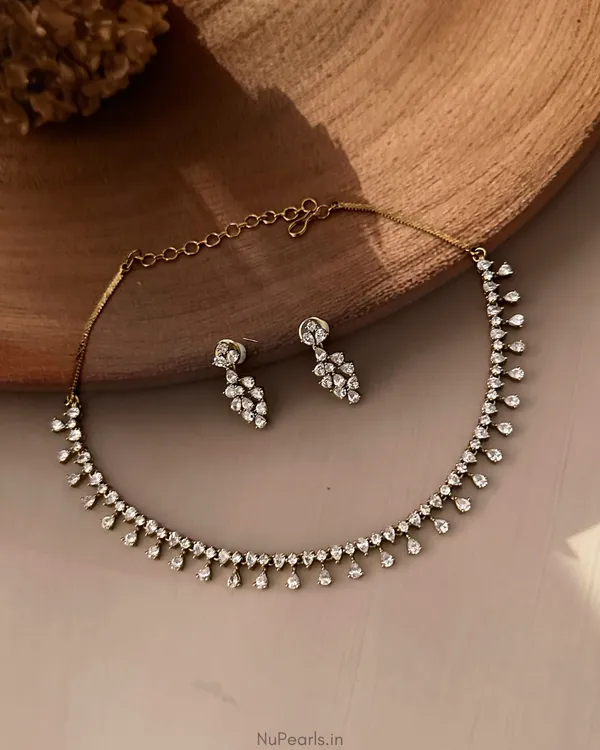 Mehendi_Polish_Azin_American_Diamond_Necklace_Set_For_Women_With_Earrings