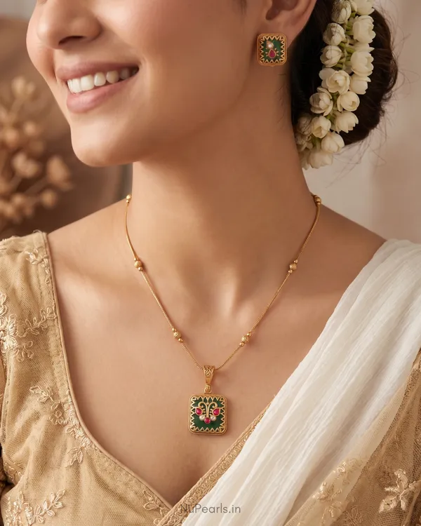 Ziya_Traditional_Antique_Gold_Green_&_Ruby_Pink_Pendant_Set_(Beaded_Chain,_Earrings_Included)