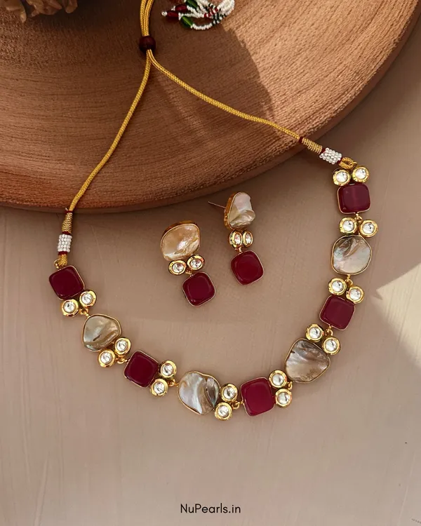 Ruby_Red_Alsia_Mother_of_Pearl_&_Kundan_18k_Gold_Plated_Choker_with_Earrings