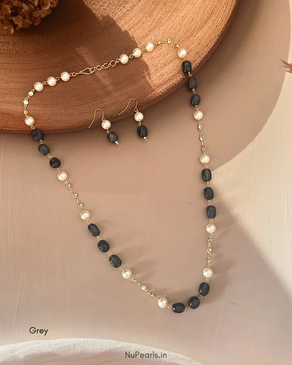 Grey_Meera_Stone_&_Pearl_Mala_with_AD_Chain_for_Women