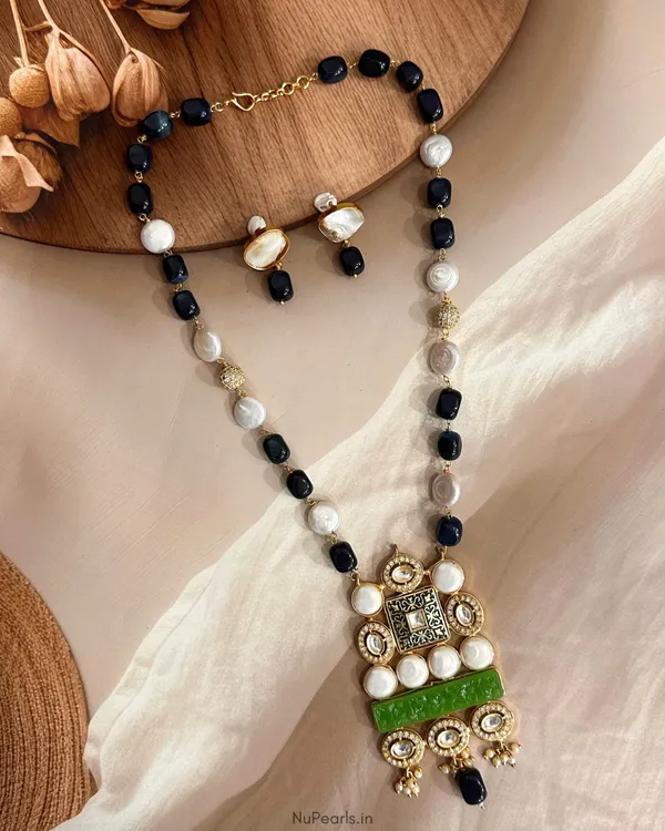 Green_Baroque_Pearl_Kundan_Mahira_Long_Pendant_Set_|_18K_Gold_Plated