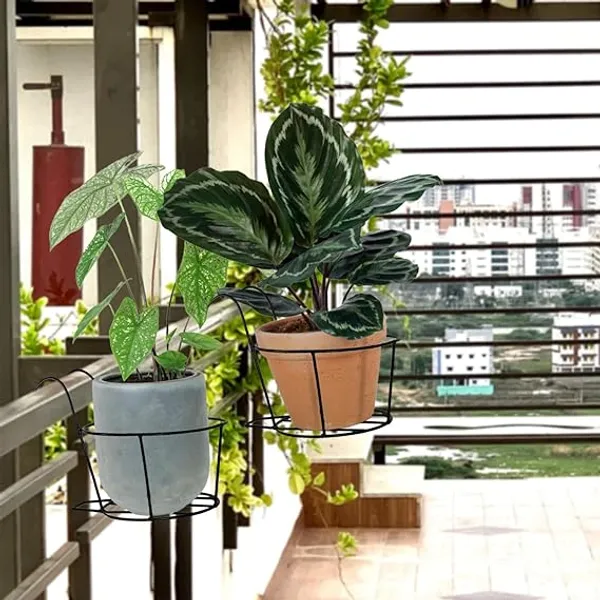 Set_Of_4_Black_Hanging_Flower_Pot_Railing_Hanger_Heavy_Duty_Durable_Outdoor,_Balcony,_Terrace_Railing_Basket