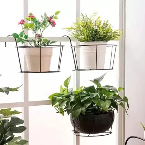 Set_Of_8_Black_Railing_Hanging_Flower_Pot_Railing_Hanger_Heavy_Duty_Durable_Outdoor,_Balcony,_Terrace_Railing_Basket