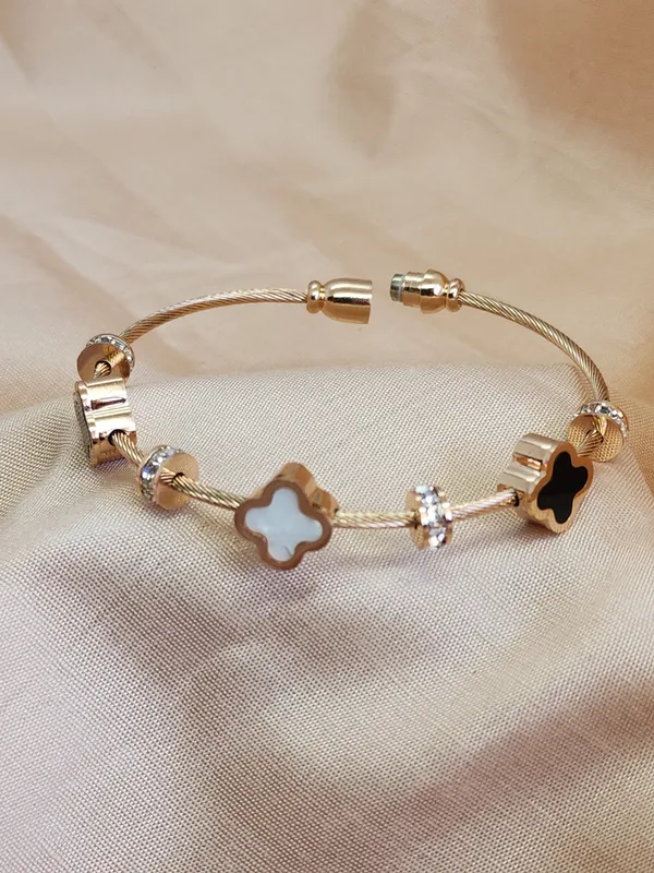 Rose_Gold_Magnetic_Clover_Cuff_Stainless_Steel_Waterproof__Bracelet