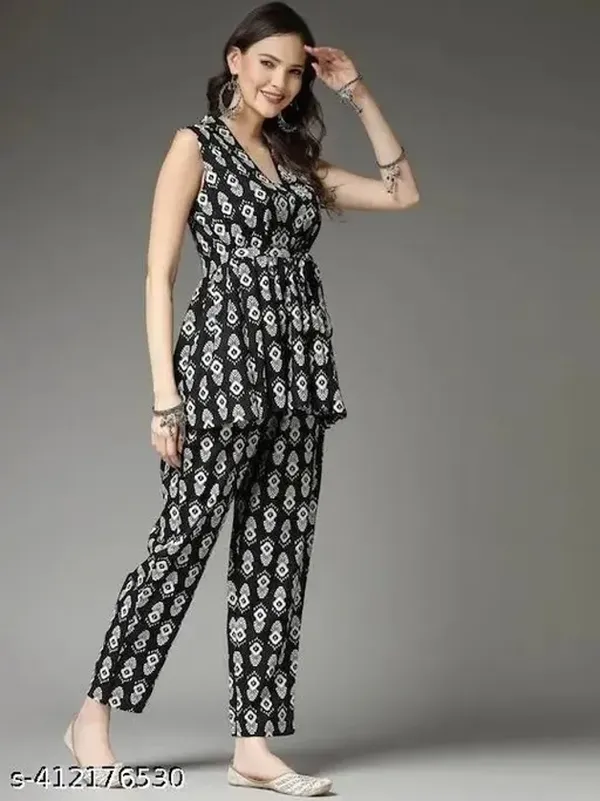 Black_Viscose_Rayon_Casual_Tunic_Pant_Printed_Co-Ords_Set_For_Women