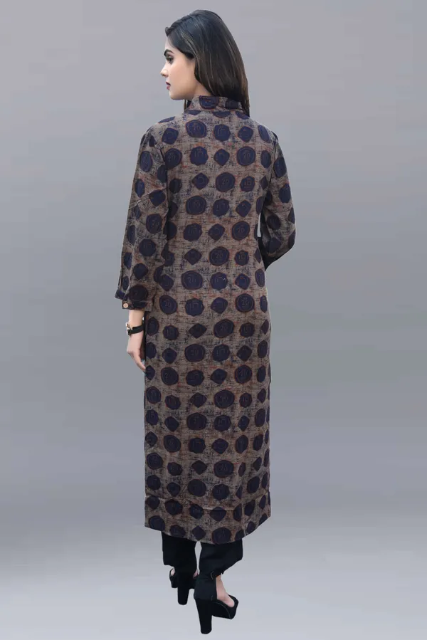 Brown_Regular_Viscose_Rayon_Printed_Knee_Length_Kurta_For_Women