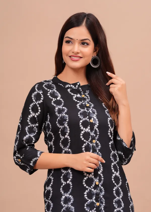 Black_Regular_Viscose_Rayon_Floral_Print_Calf_Length_Kurta_For_Women