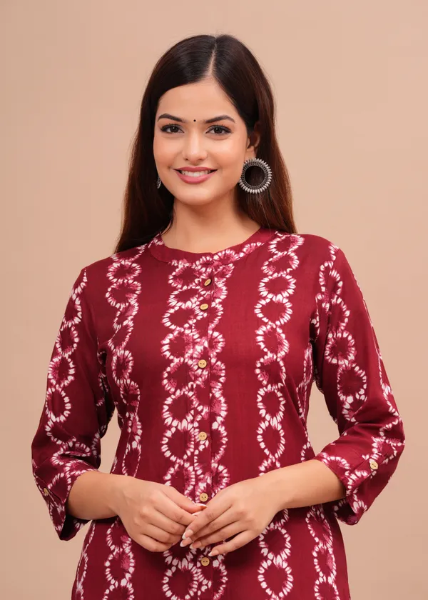 Maroon_Regular_Viscose_Rayon_Floral_Print_Calf_Length_Kurta_For_Women