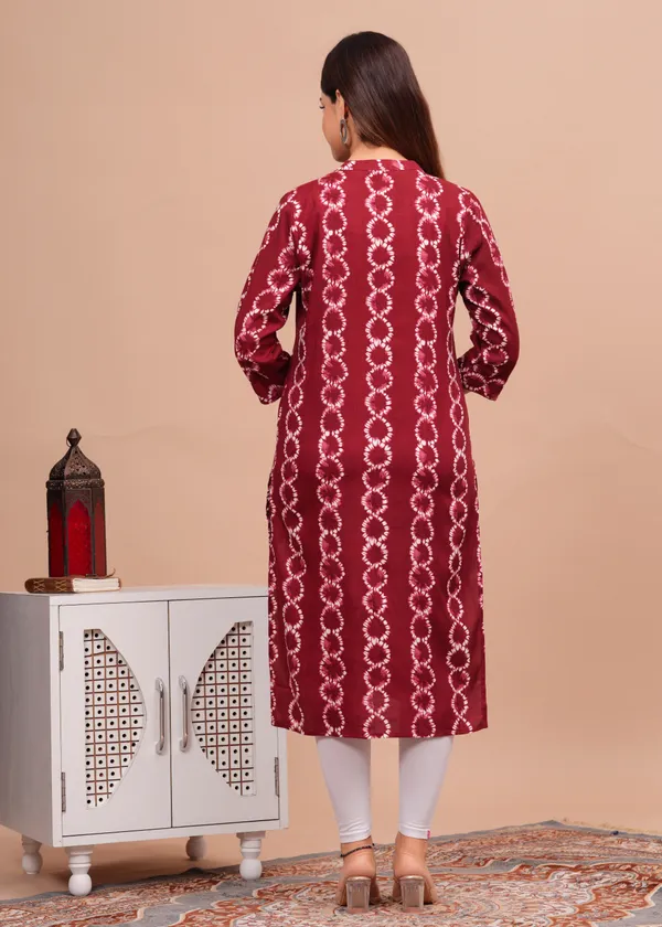 Maroon_Regular_Viscose_Rayon_Floral_Print_Calf_Length_Kurta_For_Women
