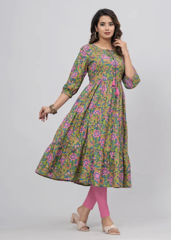 Green_Regular_Cotton_Rayon_Floral_Print_Calf_Length_Kurta_For_Women