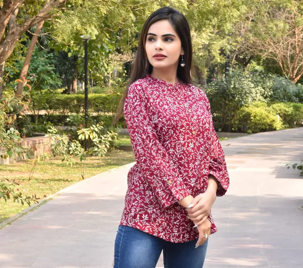 Red_Viscose_Rayon_Casual_Floral_Print_Top_For_Women