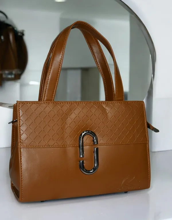 Brown_Cross_Body_Sling_Bag_For_Woman