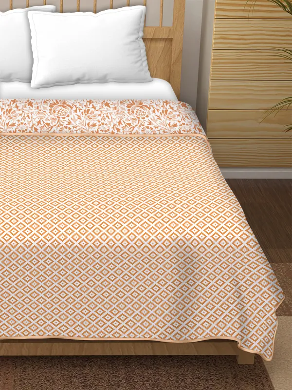 Double_Bed_Orange_&_White_Cotton_Reversible_Dohar_Printed_Blanket_Soft_&_Lightweight_AC_Comforter_Perfect_Festive_Gift_Blankets