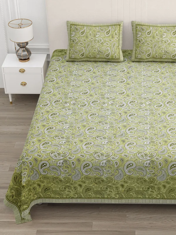 Double_Bed_Green_Cotton_Bedsheet_For_Double_Bed_With_2_Pillow_Covers_Premium_King_Size_Bedsheets