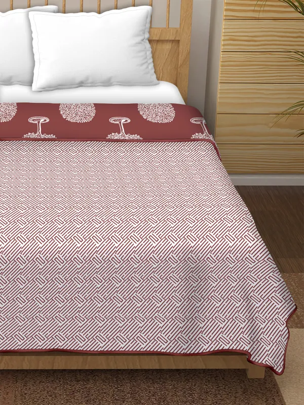 Double_Bed_Brown_&_White_Cotton_Reversible_Dohar_Printed_Blanket_Soft_&_Lightweight_AC_Comforter_Perfect_Festive_Gift_Blankets
