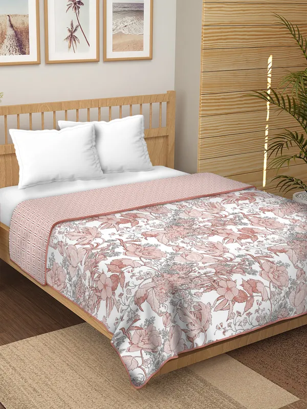 Single_Bed_White_&_Red_Cotton_Reversible_Dohar_Printed_Blanket_Soft_&_Lightweight_AC_Comforter_Perfect_Festive_Gift_Blankets