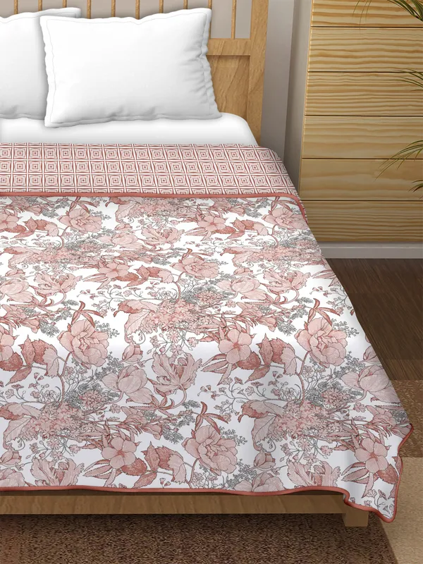 Single_Bed_White_&_Red_Cotton_Reversible_Dohar_Printed_Blanket_Soft_&_Lightweight_AC_Comforter_Perfect_Festive_Gift_Blankets