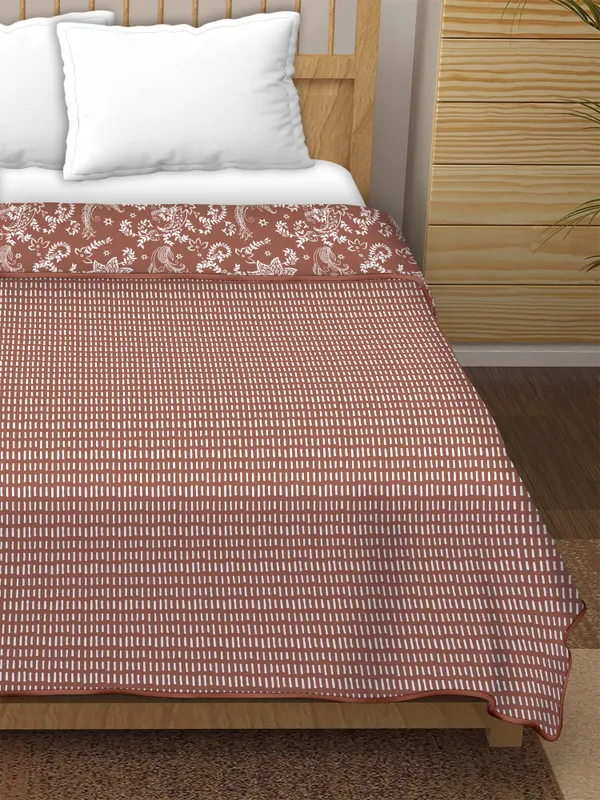 Double_Bed_Brown_&_white_Cotton_Reversible_Dohar_Printed_Blanket_Soft_&_Lightweight_AC_Comforter_Perfect_Festive_Gift_Blankets