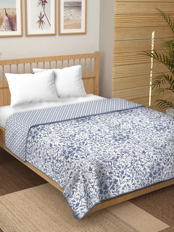 Double_Bed_Blue_&_White_Cotton_Reversible_Dohar_Printed_Blanket_Soft_&_Lightweight_AC_Comforter_Perfect_Festive_Gift_Blankets