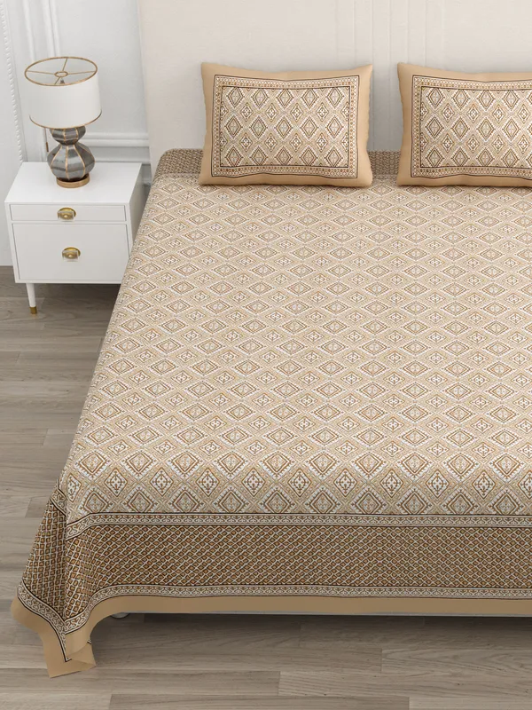 Double_Bed_Yellow_Cotton_Bedsheet_For_Double_Bed_With_2_Pillow_Covers_Premium_King_Size_Bedsheets