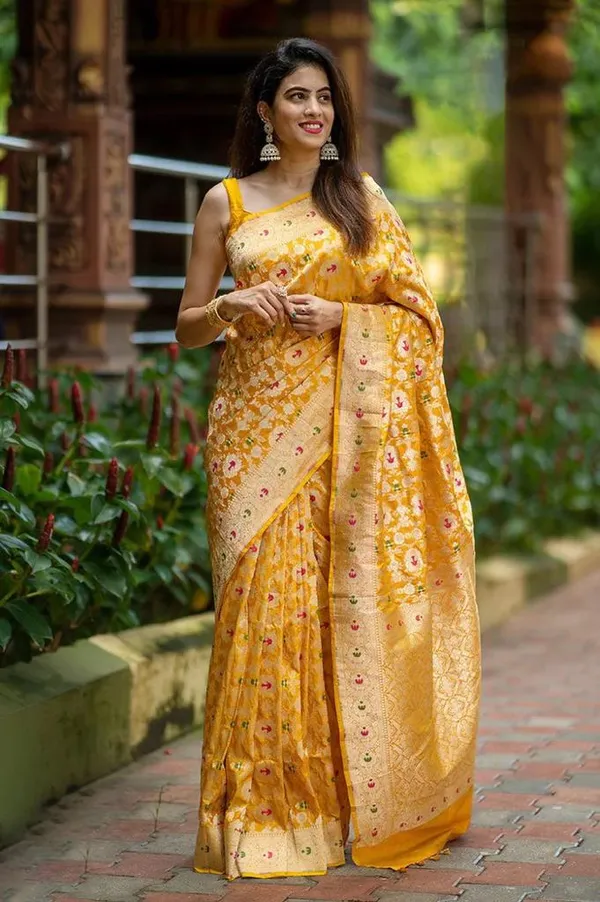Woven_Design_Zari_Banarasi_Silk_Saree