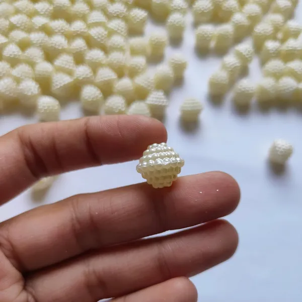 White_Dotted_Angura_Beads_For_Artificial_Jewelry_Making_|_Art_Craft_Decorative_|_Scrap_Booking_|_Embroidery_Craft_Material