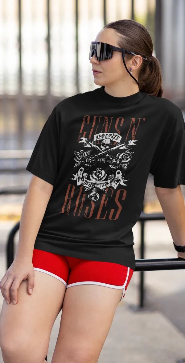 Black_Pure_Cotton_Oversized_Drop_Shoulder_Unisex_T-shirt_With_240_GSM_(Guns_N_Roses)