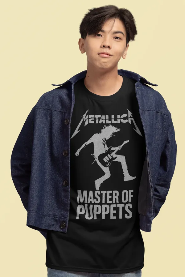 Black_Pure_Cotton_Oversized_Drop_Shoulder_Unisex_T-shirt_With_240_GSM_(Metallica)