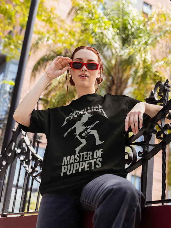 Black_Pure_Cotton_Oversized_Drop_Shoulder_Unisex_T-shirt_With_240_GSM_(Metallica)