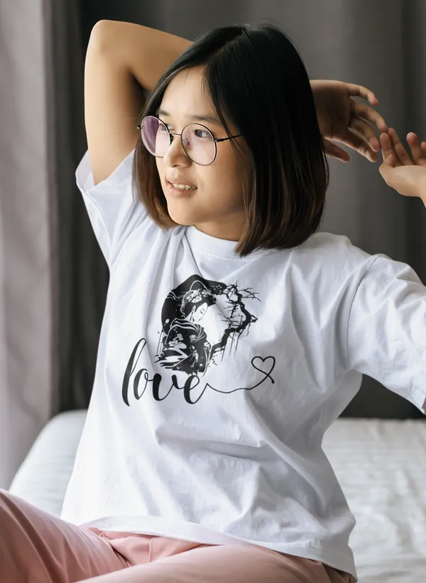 Off_White_Pure_Cotton_Oversized_Drop_Shoulder_T-Shirt_for_Women_(240_Gsm)_(Japanese_tshirt_-_Love)