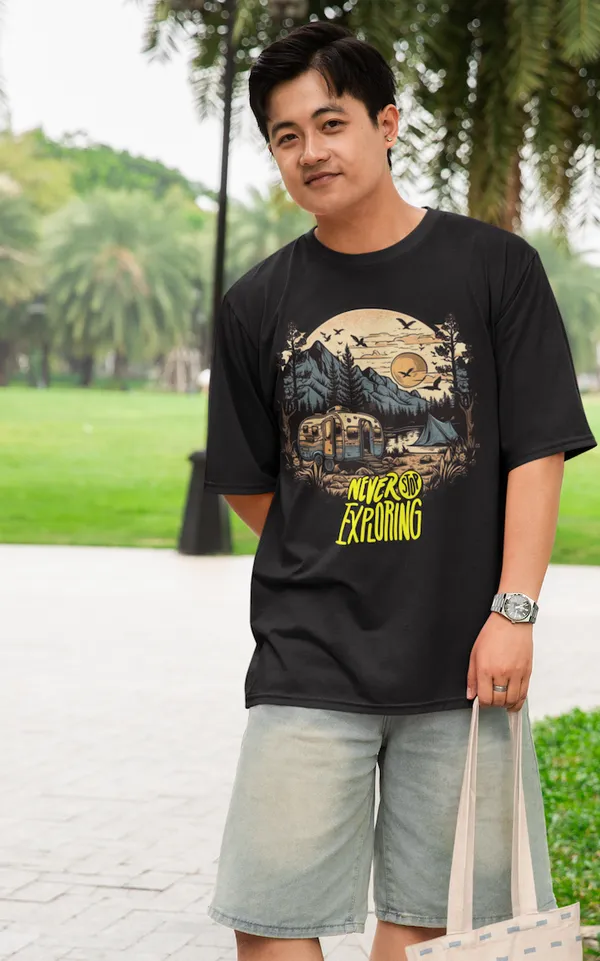 Black_Pure_Cotton_Oversized_Drop_Shoulder_Men_T-shirt_With_240_GSM_(Never_Stop_Exploring_Travel_T_shirt)