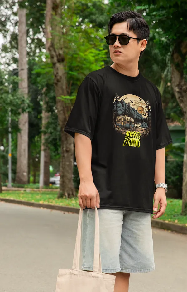 Black_Pure_Cotton_Oversized_Drop_Shoulder_Men_T-shirt_With_240_GSM_(Never_Stop_Exploring_Travel_T_shirt)