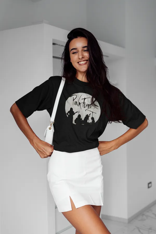 Black_Pure_Cotton_Oversized_Drop_Shoulder_Unisex_T-shirt_With_240_GSM_(Pink_Floyd)