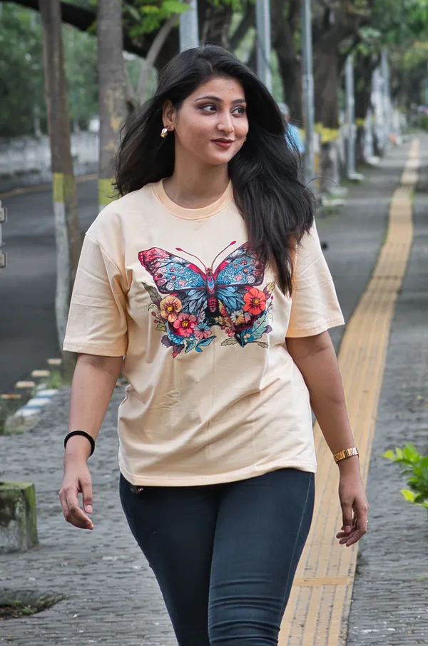 Peach_Fuzz_Pure_Cotton_Oversized_Drop_Shoulder_Girls_T-shirt_With_240_GSM_(Butterfly)