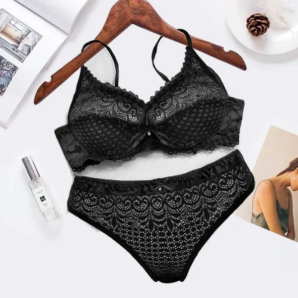 Black_Solid_Regular_Self_Design_Lingerie_Set_|_For_Women