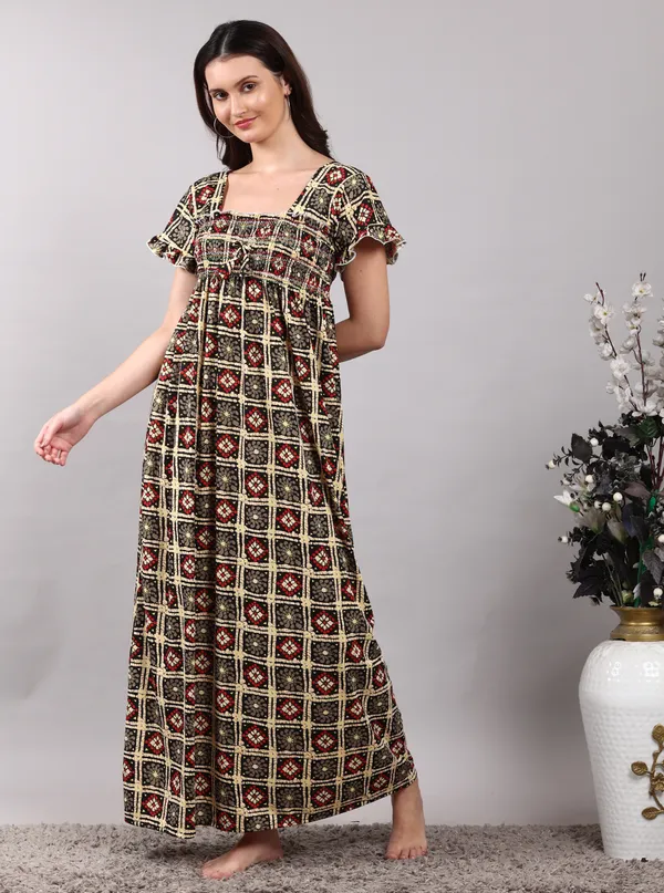 Black_Rangoli__Sarina_Smoky_Print_Nighty_For_Women