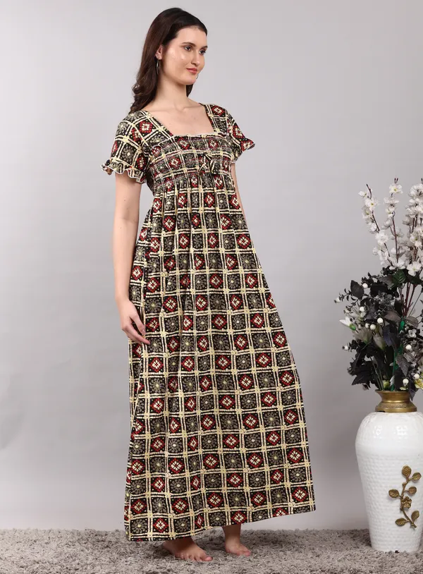 Black_Rangoli__Sarina_Smoky_Print_Nighty_For_Women