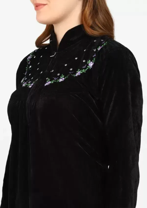 Black_Velvet_Solid_Nighty_For_Women