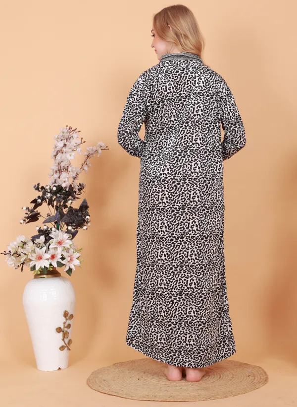Black_&_White_Velvet_Printed_Nighty_For_Women